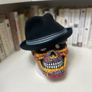 Vintage Navy Blue Fedora Hat with Striped Band – Size 6 7/8 (55 cm)